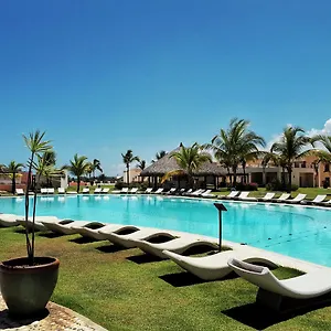 Trs Cap Cana Waterfront & Marina (adults Only) Station touristique